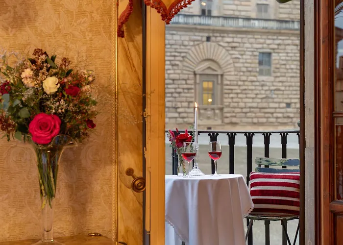 Piazza Pitti Palace - Residenza d'Epoca Firenze